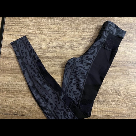 Cheetah and mesh Lululemon Leggings - Picture 2 of 6